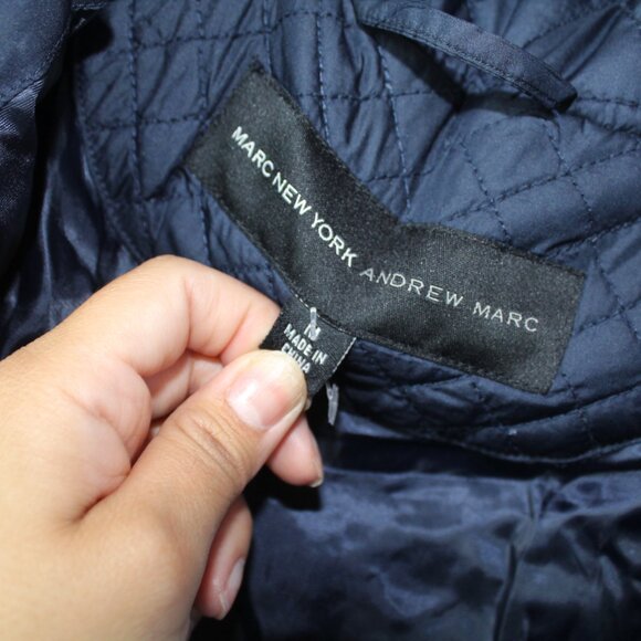 Women's Blue Puffer Jacket Marc Jacobs Size Medium - Picture 8 of 16